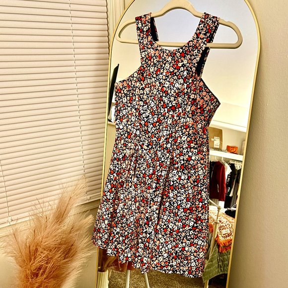 BCBGeneration Spring Dress size 6 - Picture 1 of 4